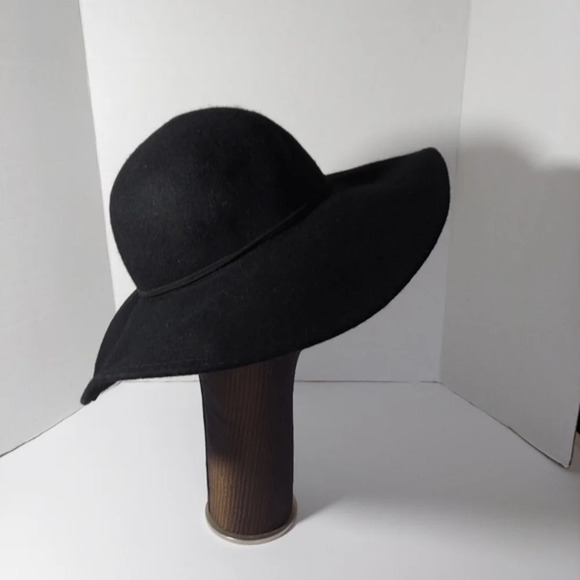 Scala Black 100% Wool Floppy Brim Hat Tassel Trim - Picture 3 of 10